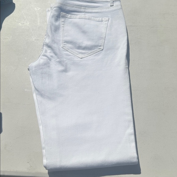 Elie Tahari Light Cream Colored  Jeans - Picture 1 of 3